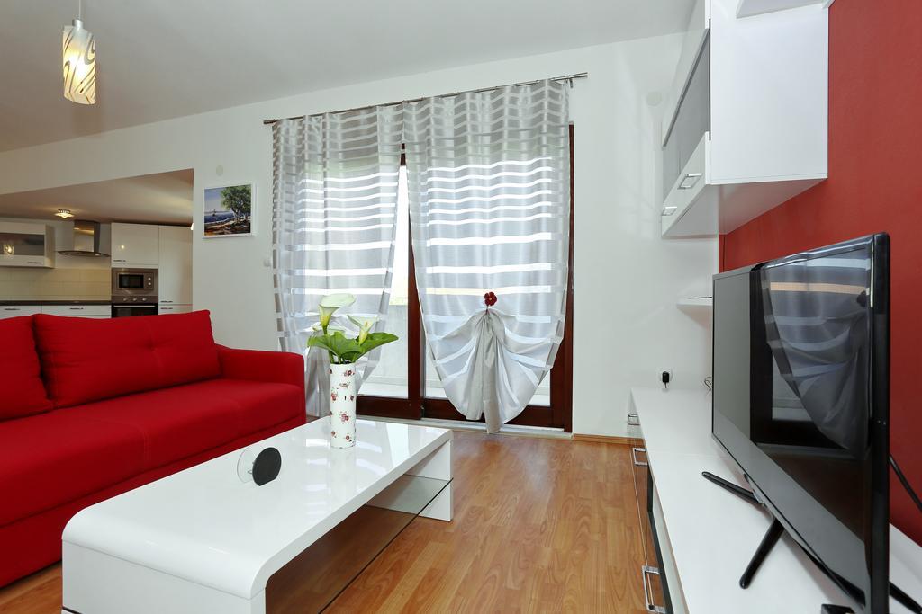 Apartments Maslina Božava Екстериор снимка