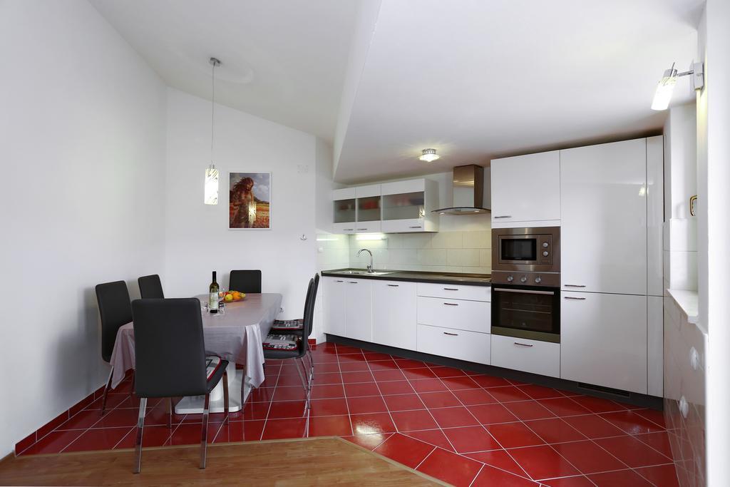 Apartments Maslina Božava Екстериор снимка