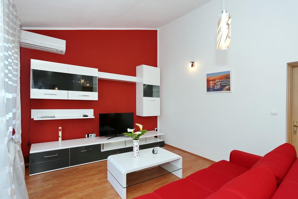 Apartments Maslina Božava Екстериор снимка