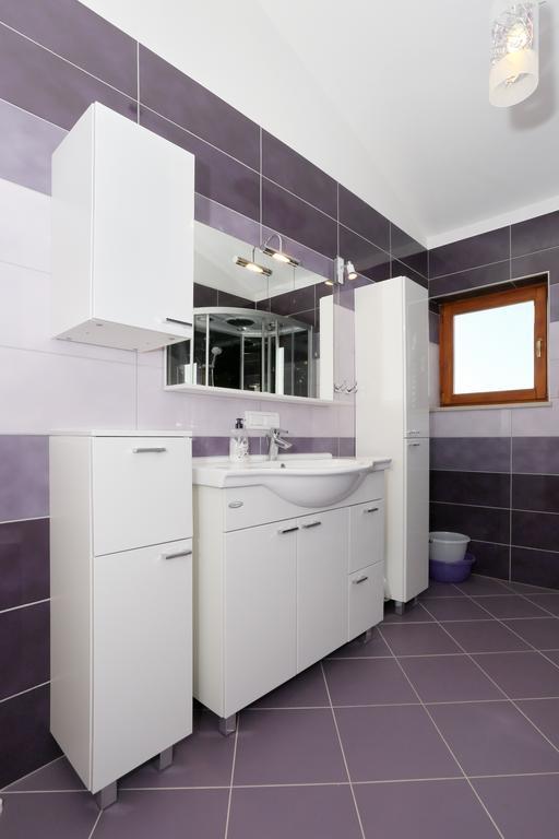 Apartments Maslina Božava Екстериор снимка